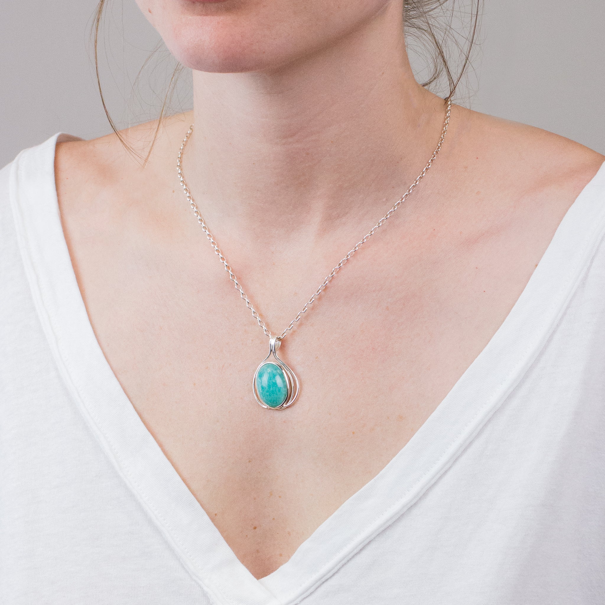 CABOCHON AMAZONITE NECKLACE