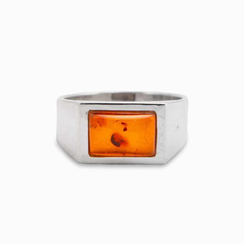 CABOCHON AMBER RING