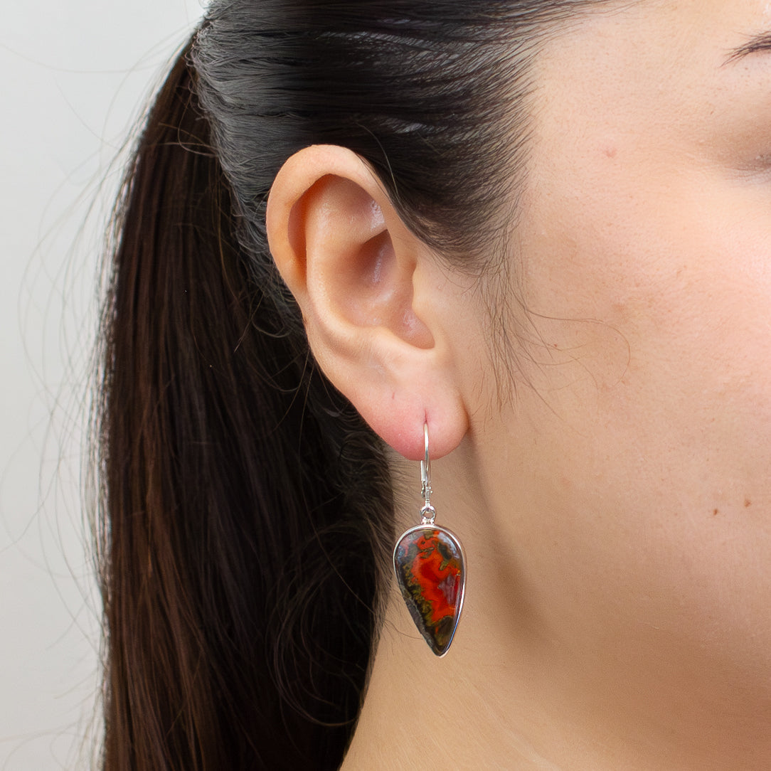 Moroccan seam agate teardrop cabochon earrings in red and brown tones set in sterling silver lever-back hooks. | MADE IN EARTH