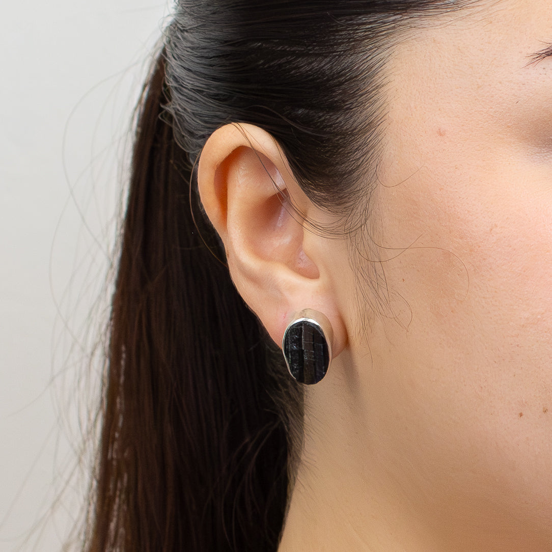 RAW BLACK TOURMALINE OVAL STUD EARRINGS | MADE IN EARTH