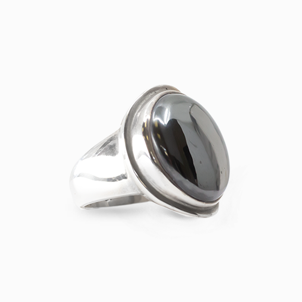 Oval metallic Hematite cabochon ring set in polished 925 sterling silver.