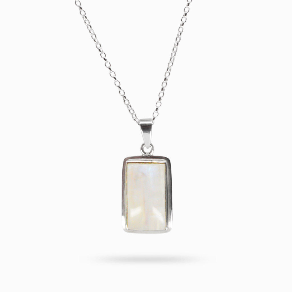 CABOCHON RAINOW MOONSTONE NECKLACE