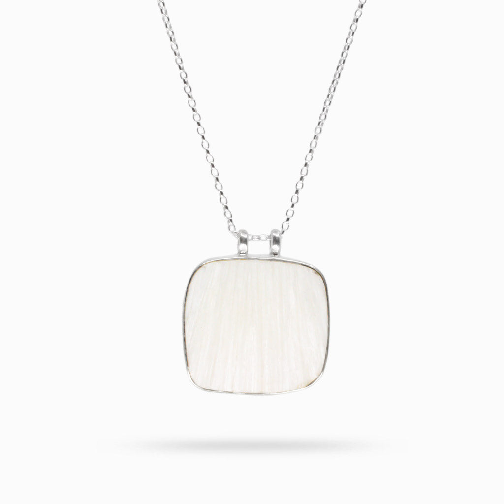RAW SCOLECITE NECKLACE