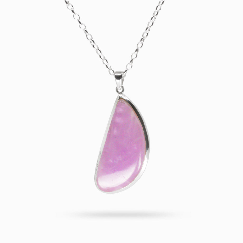 CABOCHON KUNZITE NECKLACE