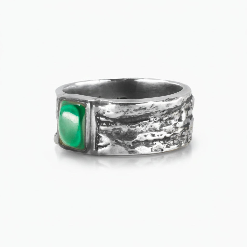 Rectangular Malachite cabochon ring in textured sterling silver band with vibrant green gemstone.|MADE IN EARTH