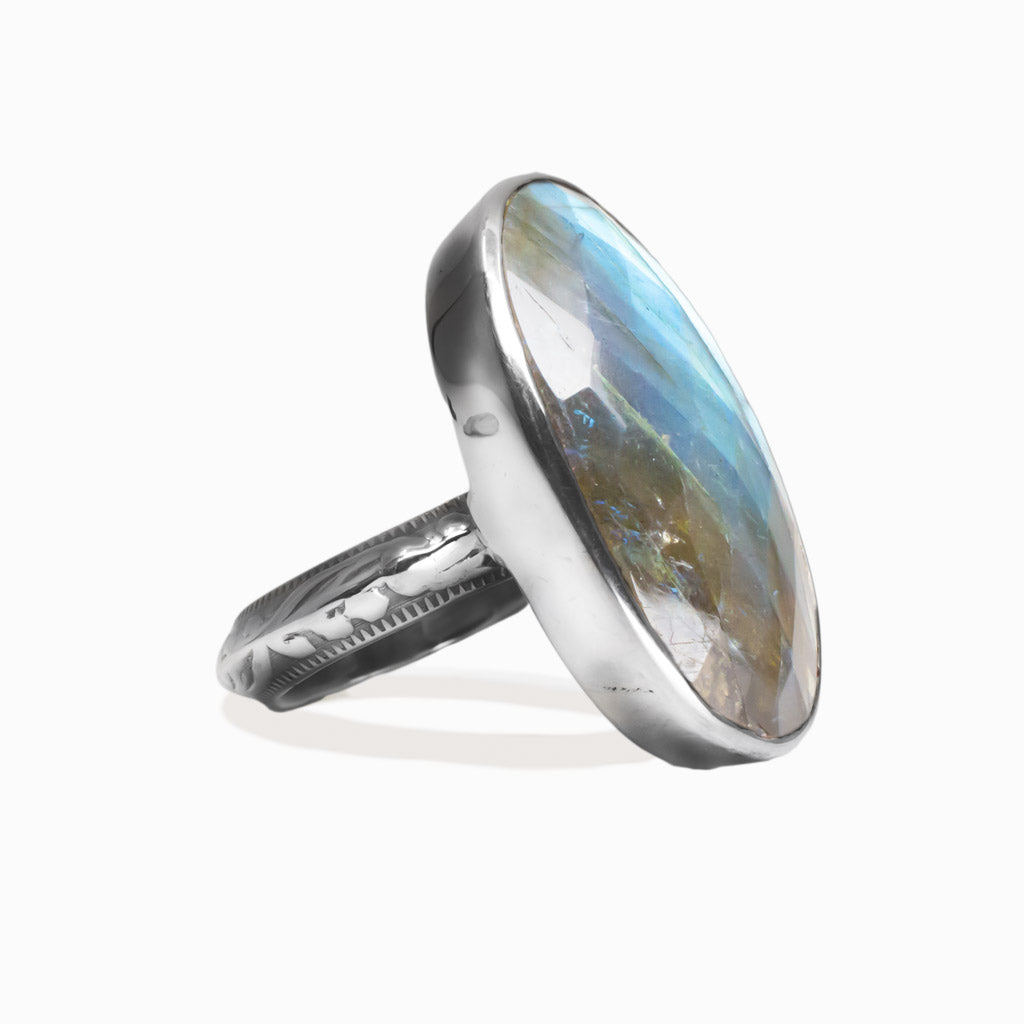FACETED LABRADORITE OVAL RING WITH DESIGNED BAND STERLING SILVER | MADE IN EARTH