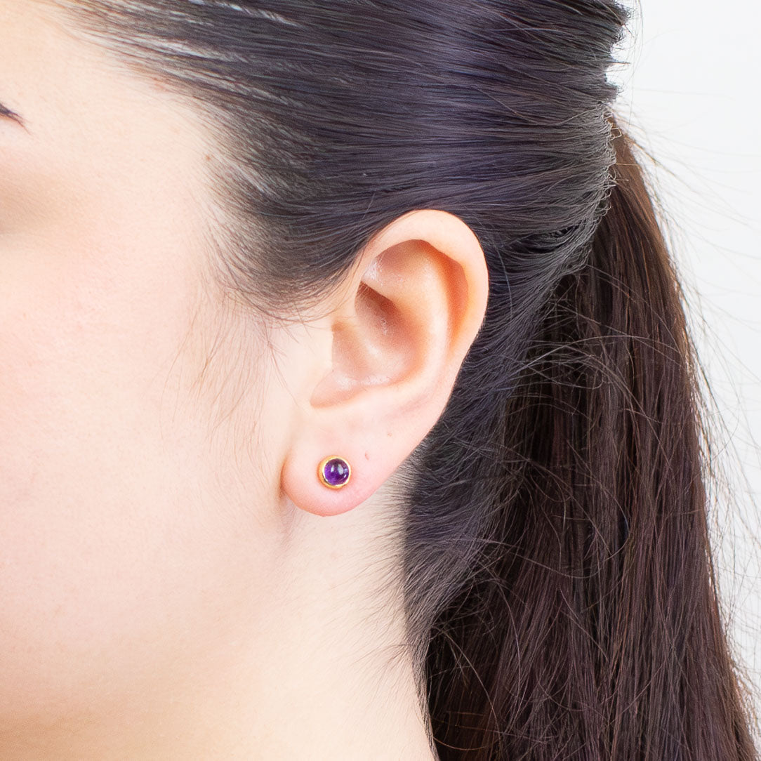 CABOCHON ROUND AMETHYST STUD EARRINGS WITH GOLD VERMEIL FINISH | MADE IN EARTH