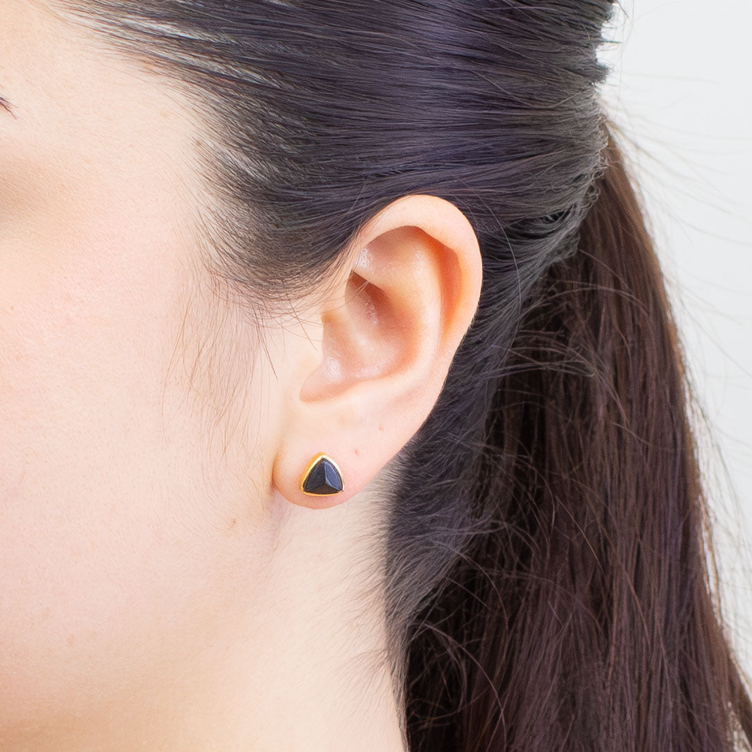 TRIANGLE BLACK TOURMALINE STUD EARRINGS IN GOLD VERMEIL FINISH | MADE IN EARTH