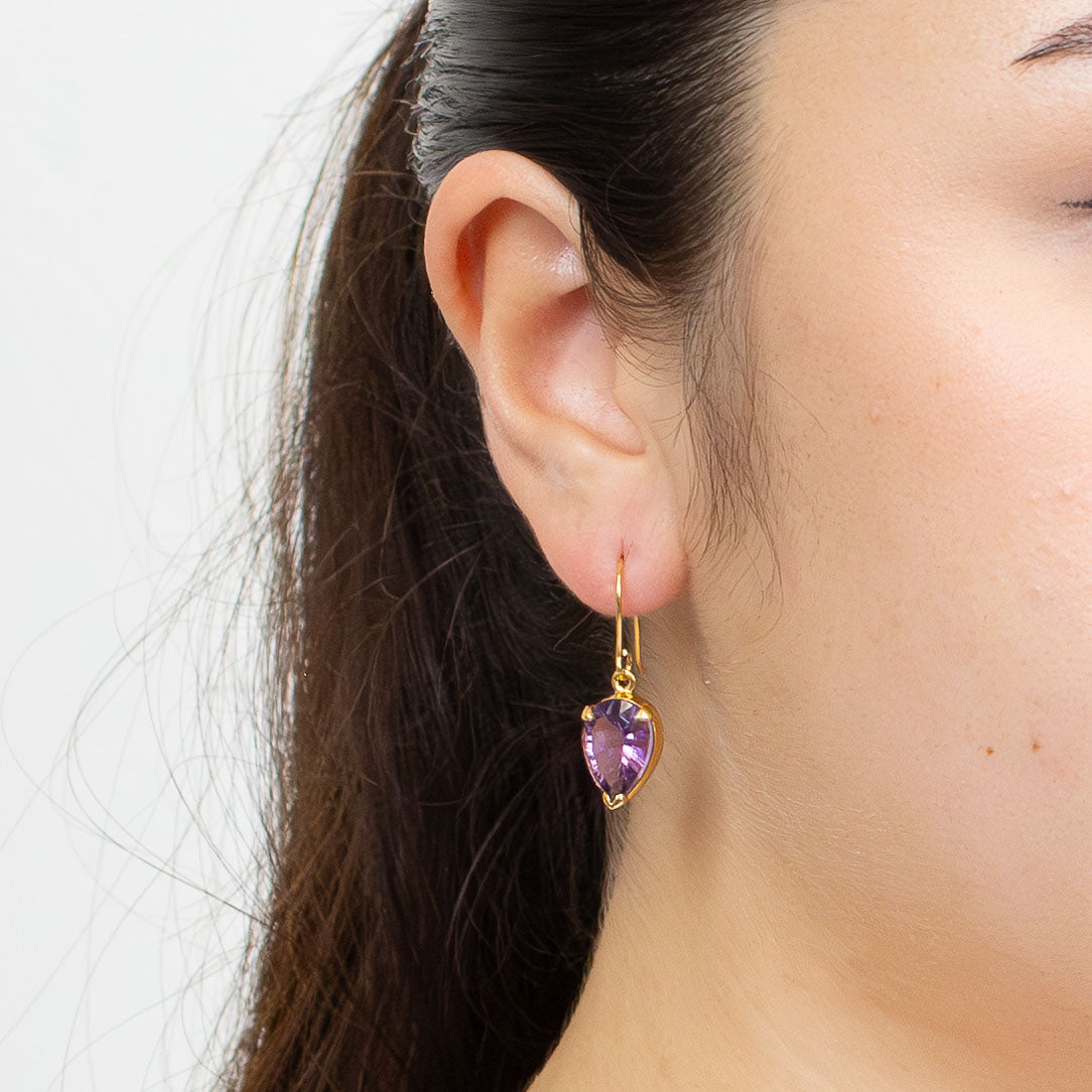 FACETED AMETHYST DROP EARRINGS IN GOLD VERMEIL FINISH | MADE IN EARTH