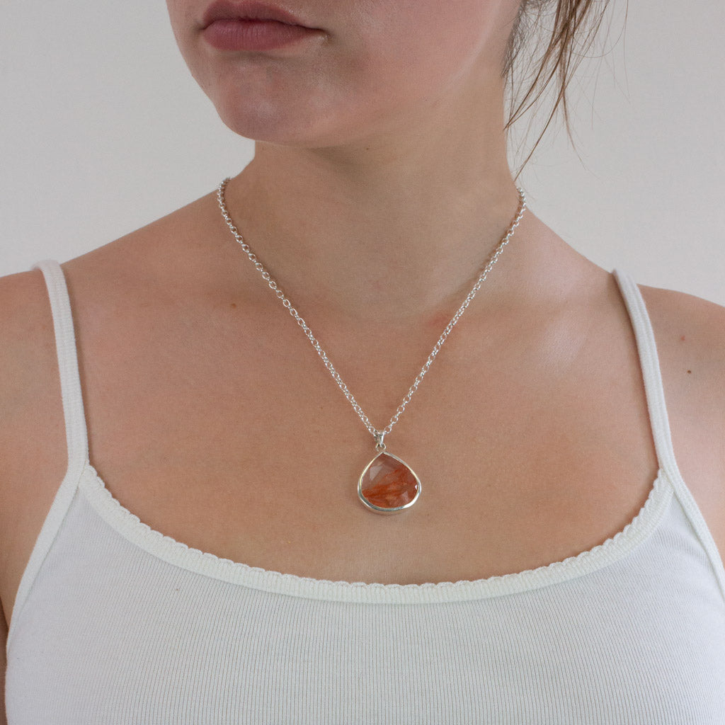 CHERRY QUARTZ NECKLACE ON MODEL