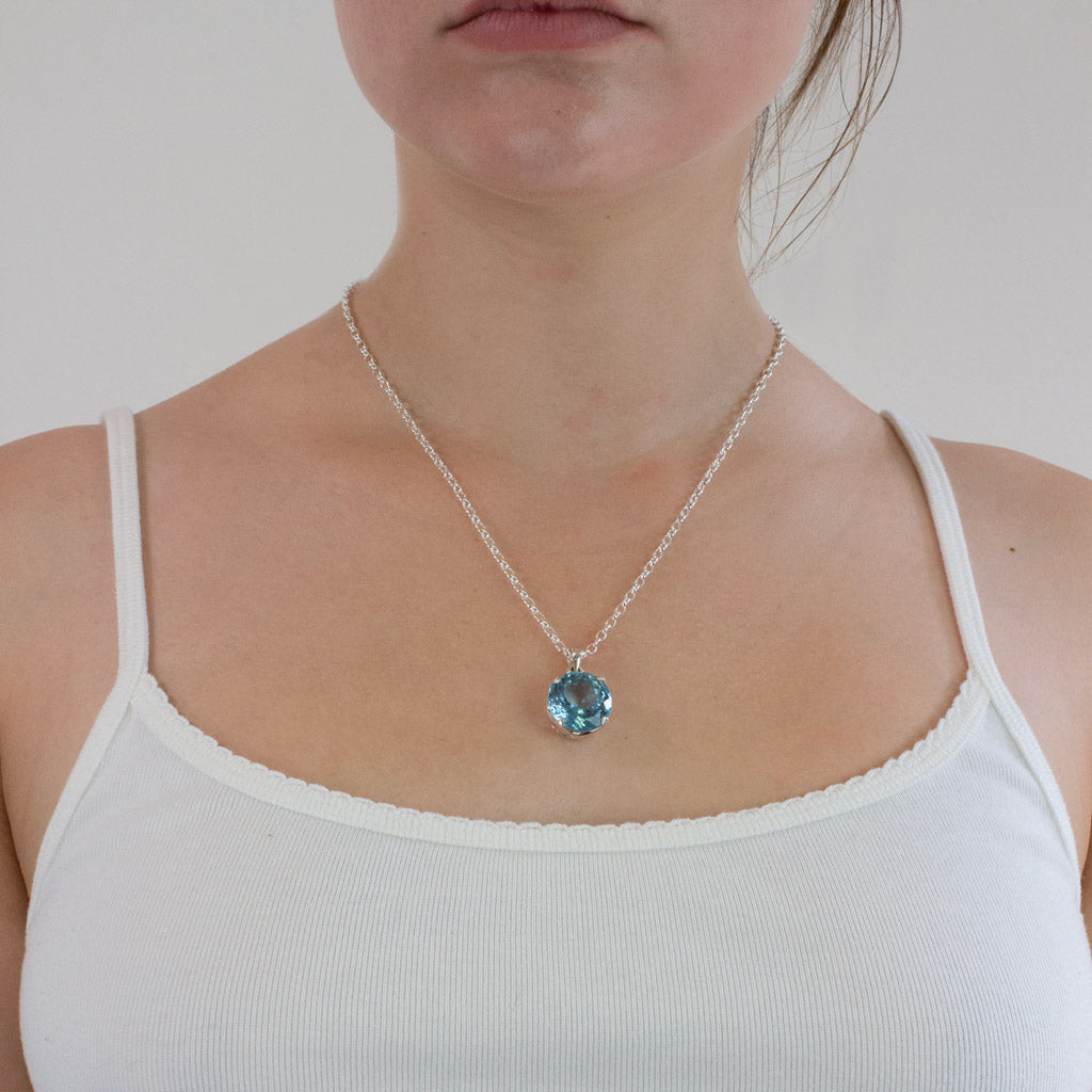 BLUE TOPAZ NECKLACE ON MODEL