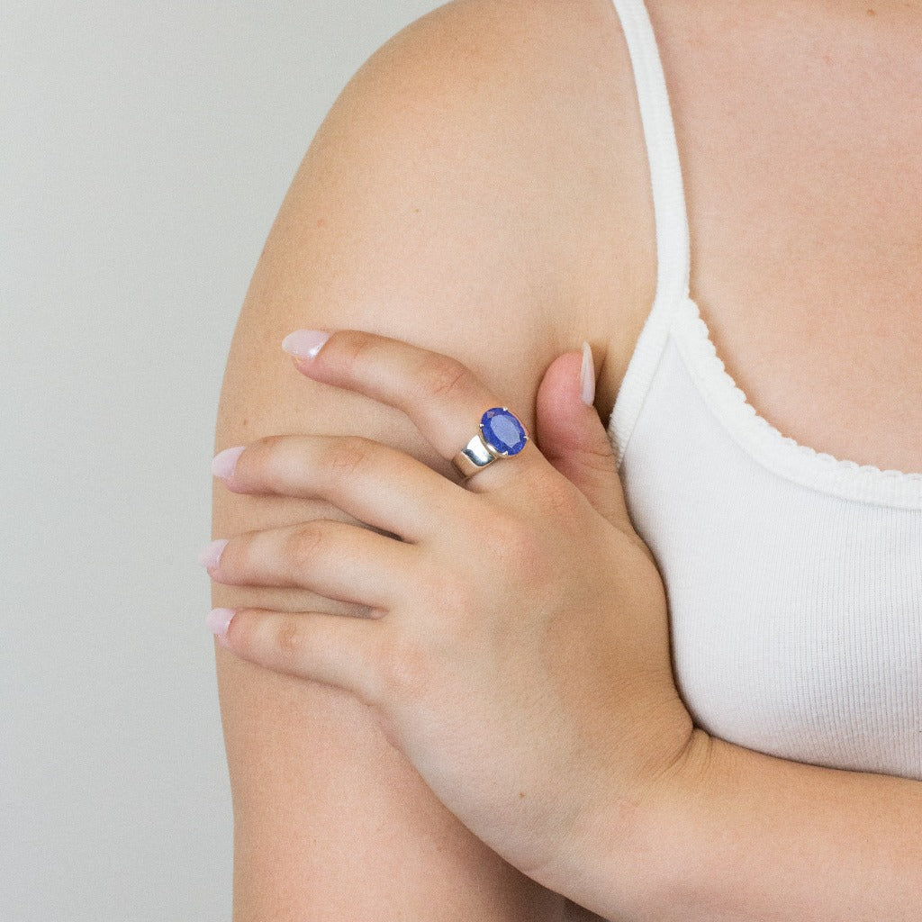 Tanzanite ring on model