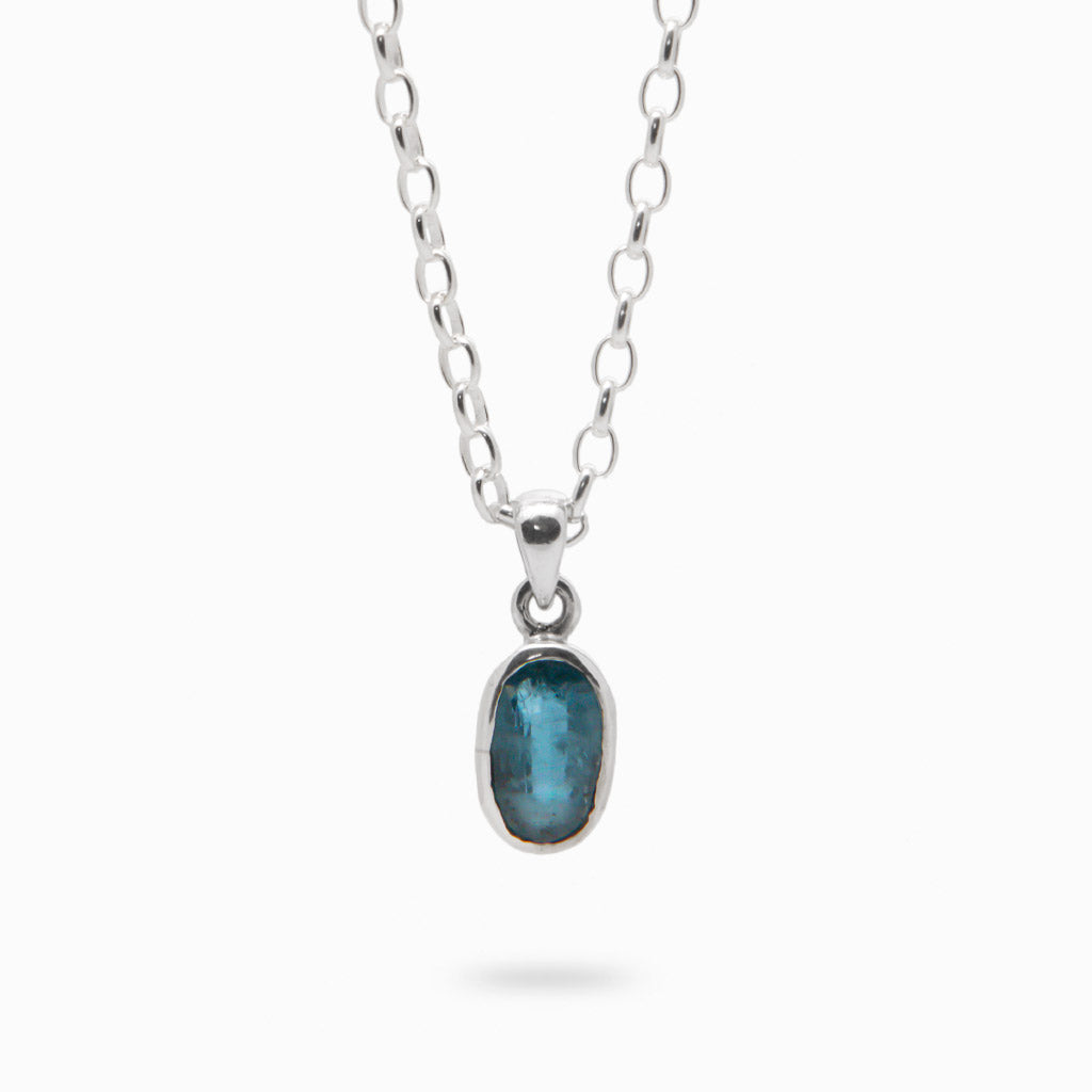 FACETED KYANITE OVL NECKLACE