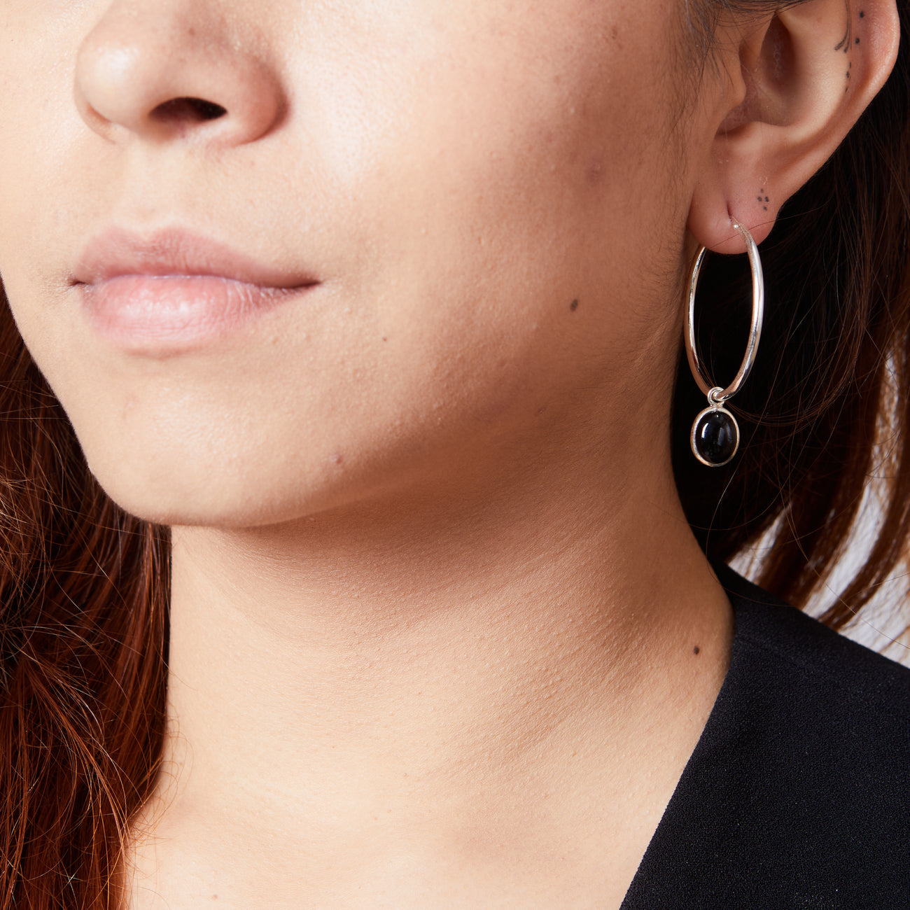 ONYX CABOCHON OVAL BEZEL HOOP CHARMS STERLING SILVER | MADE IN EARTH