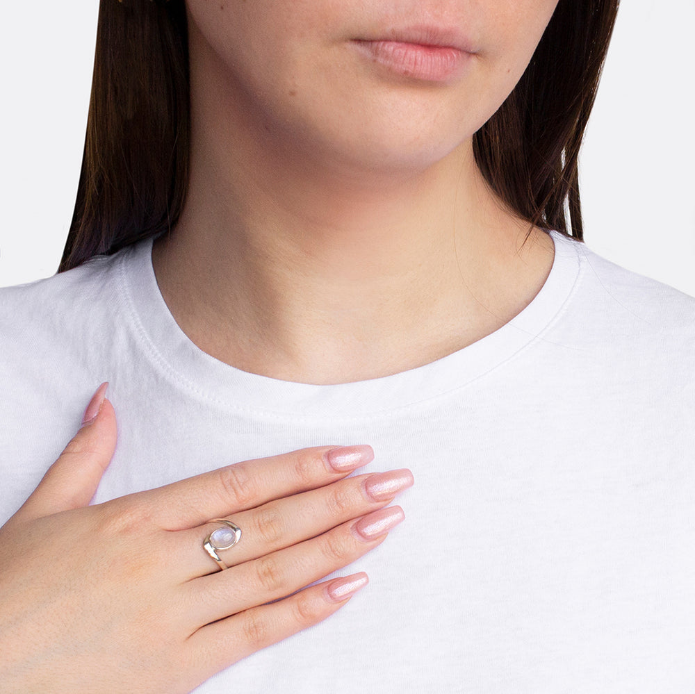 CABOCHON RAINBOW MOONSTONE RING STERLING SILVER | MADE IN EARTH