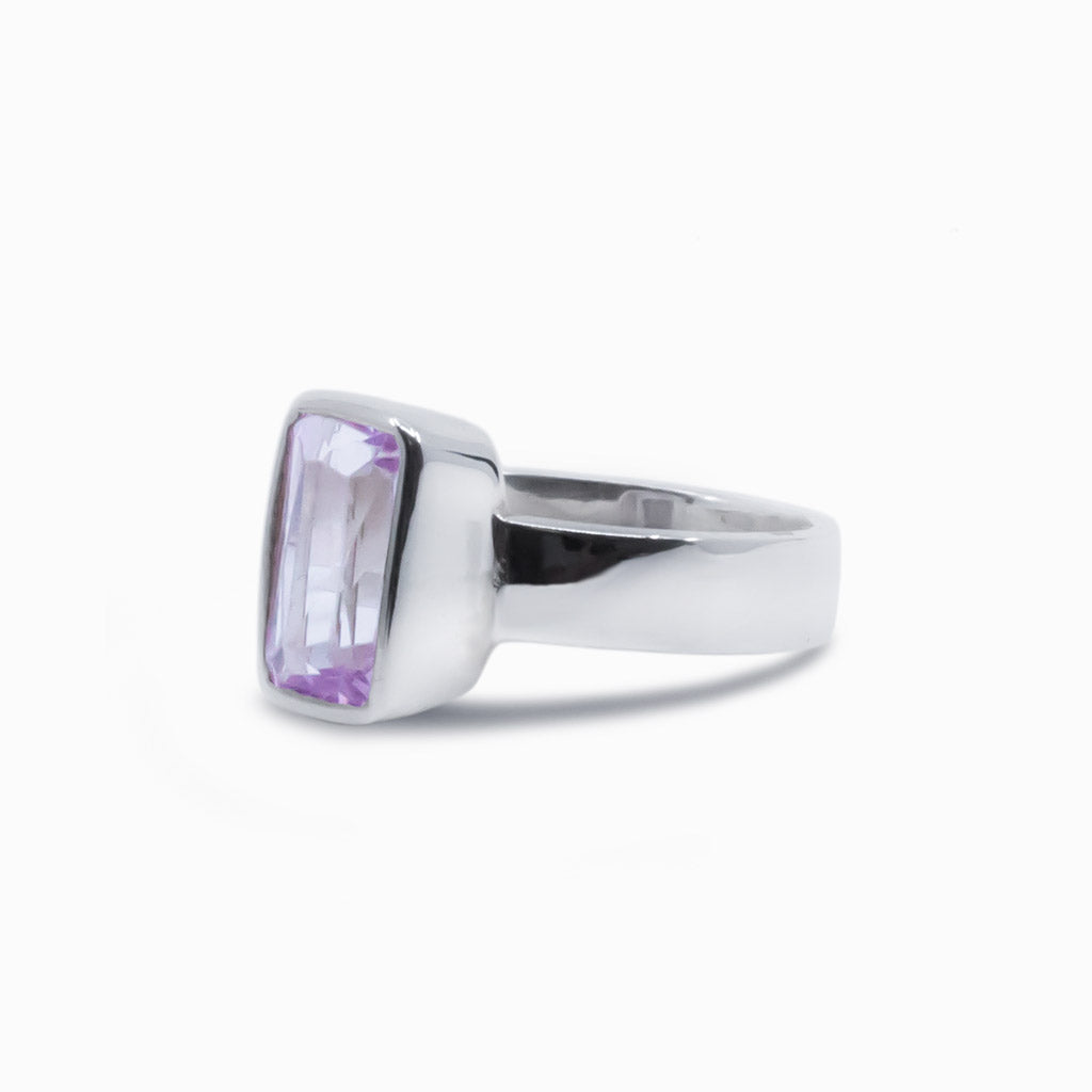 Kunzite ring