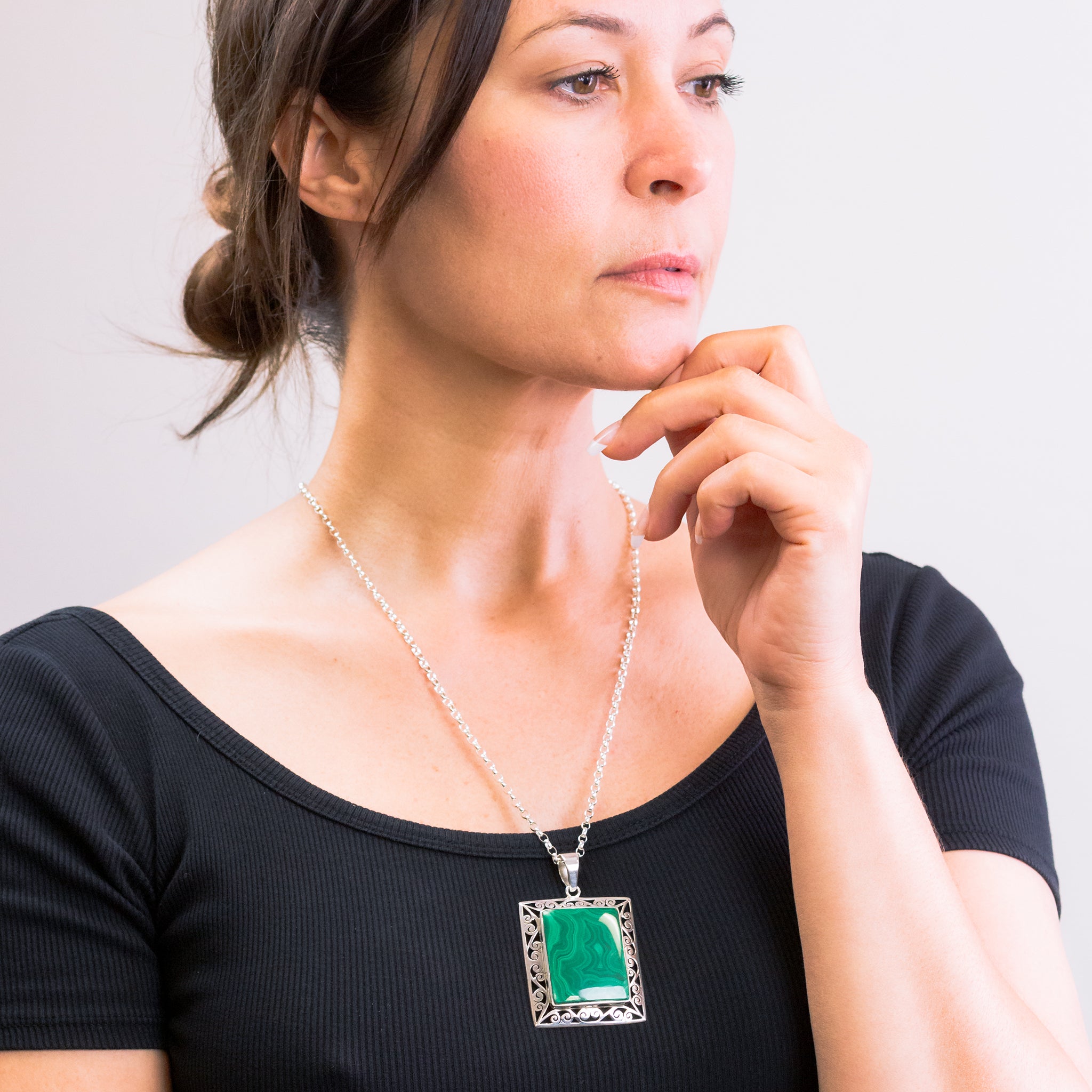 CABOCHON MALACHITE NECKLACE ON MODEL