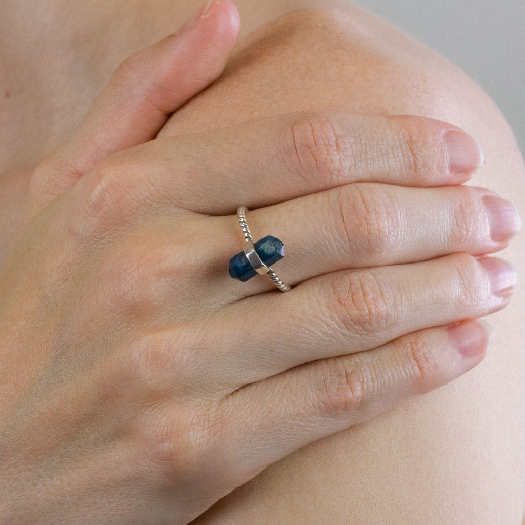 Apatite Ring on model