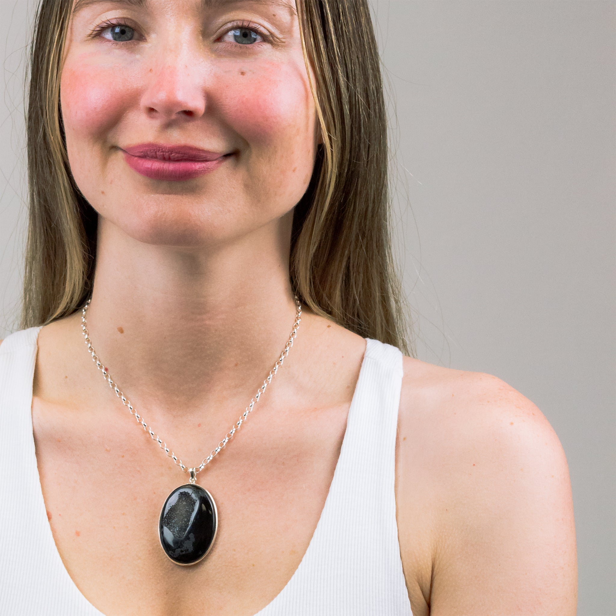DRUZY ONYX OVAL NECKLACE STERLING SILVER ON MODEL | MADE IN EARTH