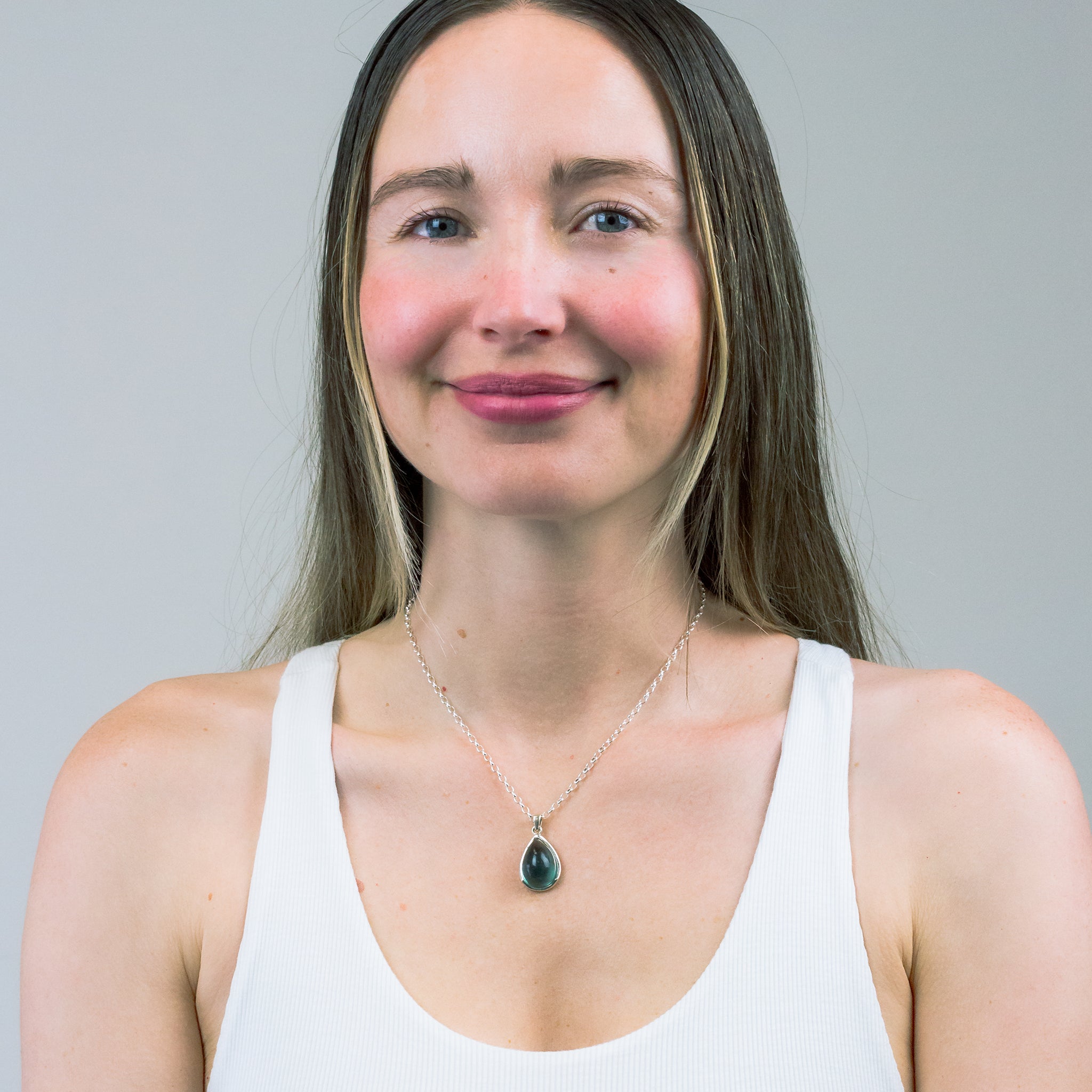 CABOCHON TEAR FLUORITE NECKLACE