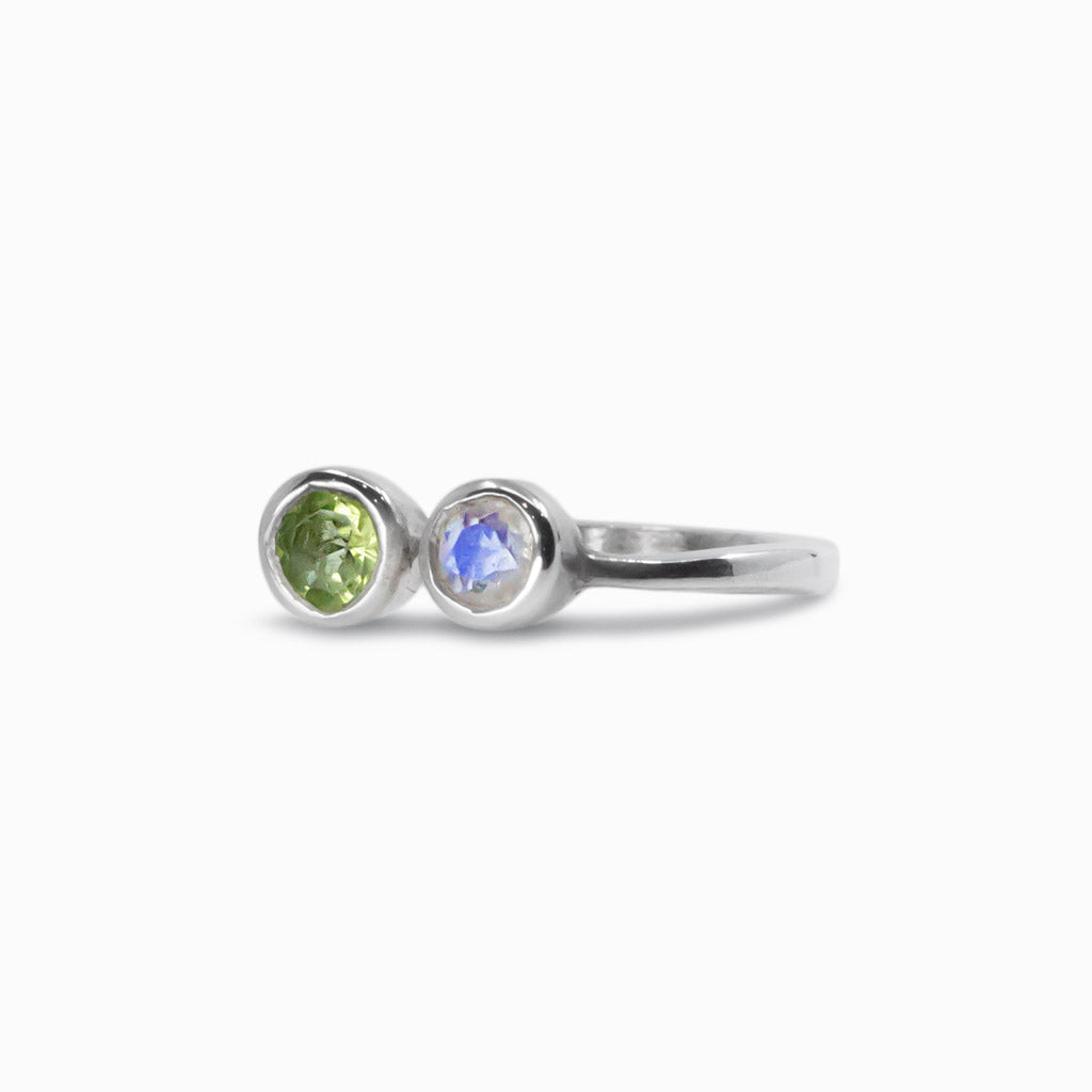 peridot and moonstone ring