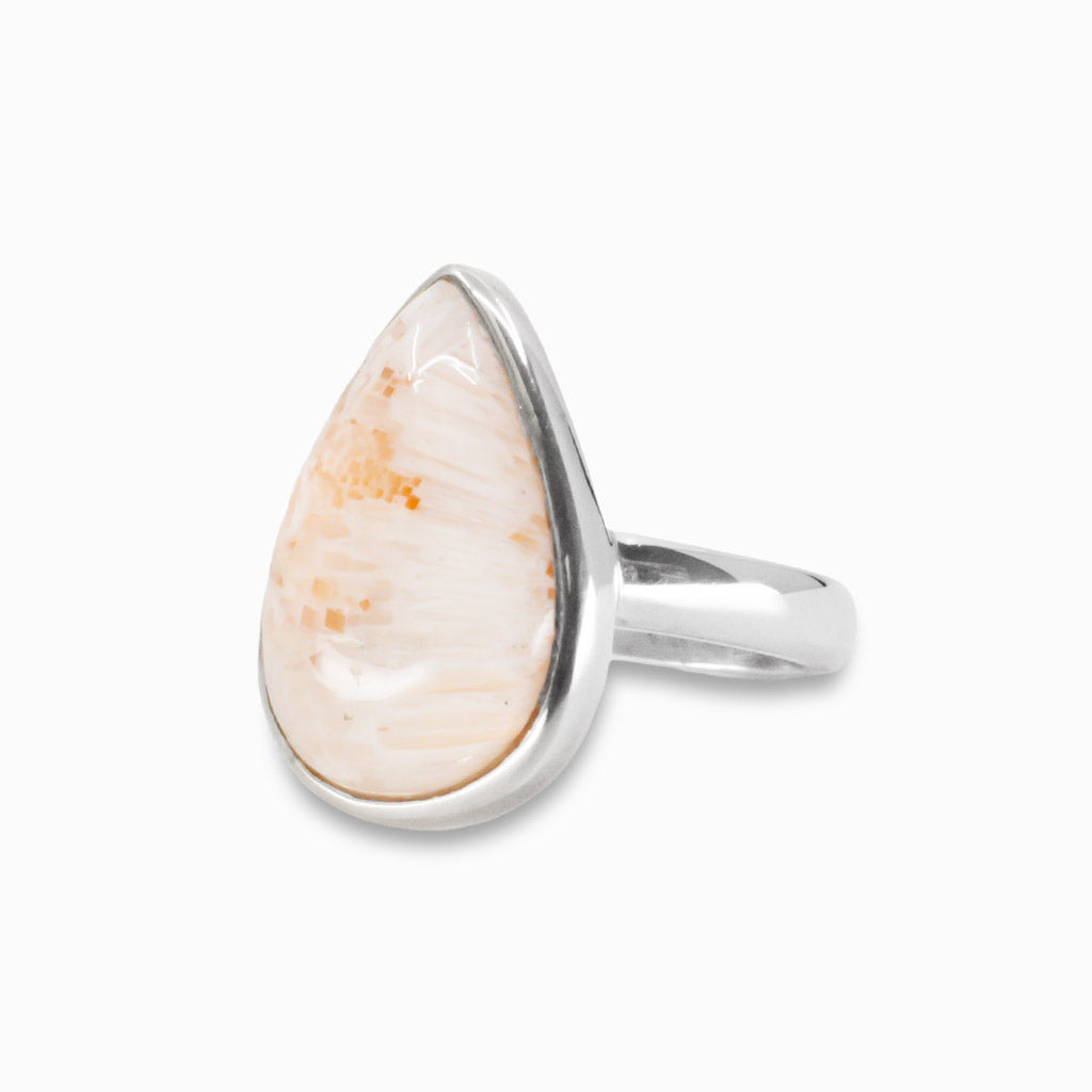 CABOCHON PINK SCOLECITE RING