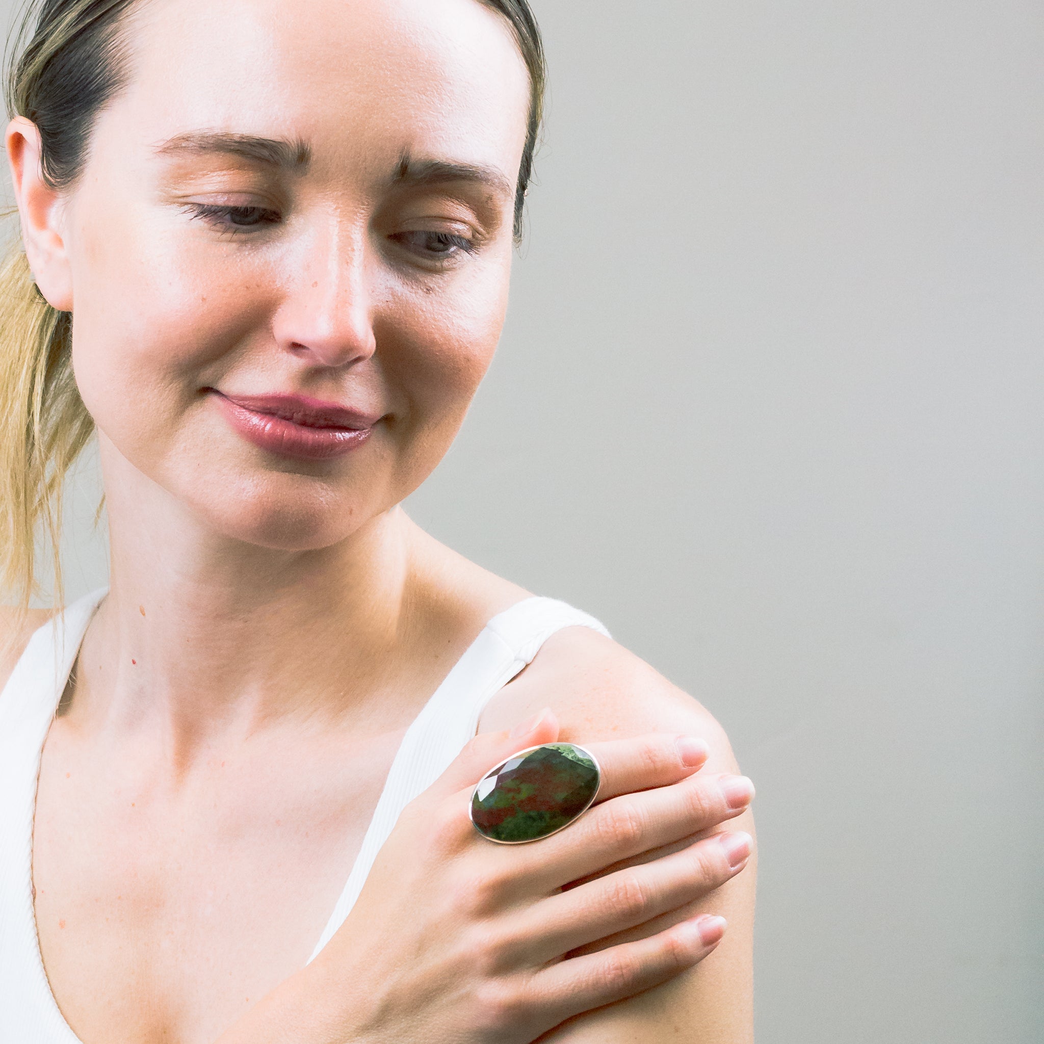 FACETED DRAGONS BLOOD JASPER RING ON MODEL