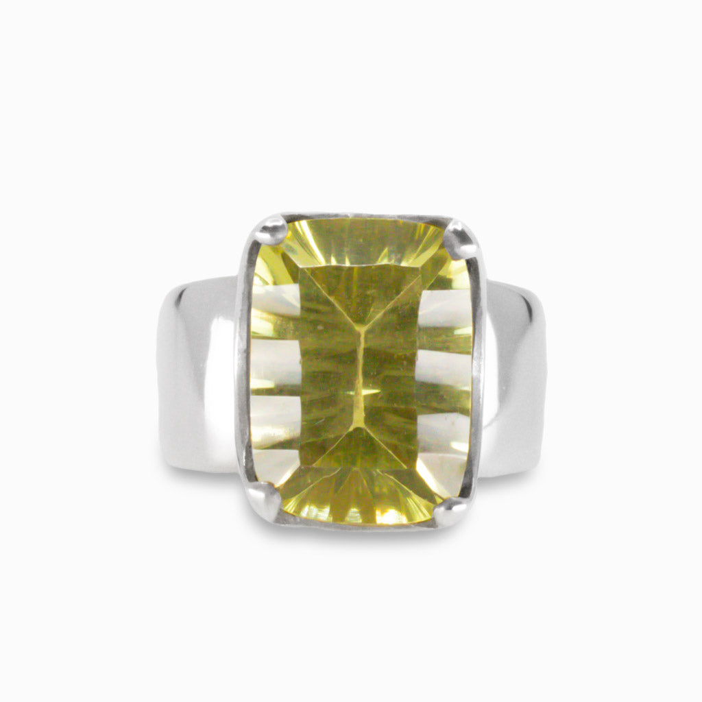 FACETED LEMON QUARTZ RING