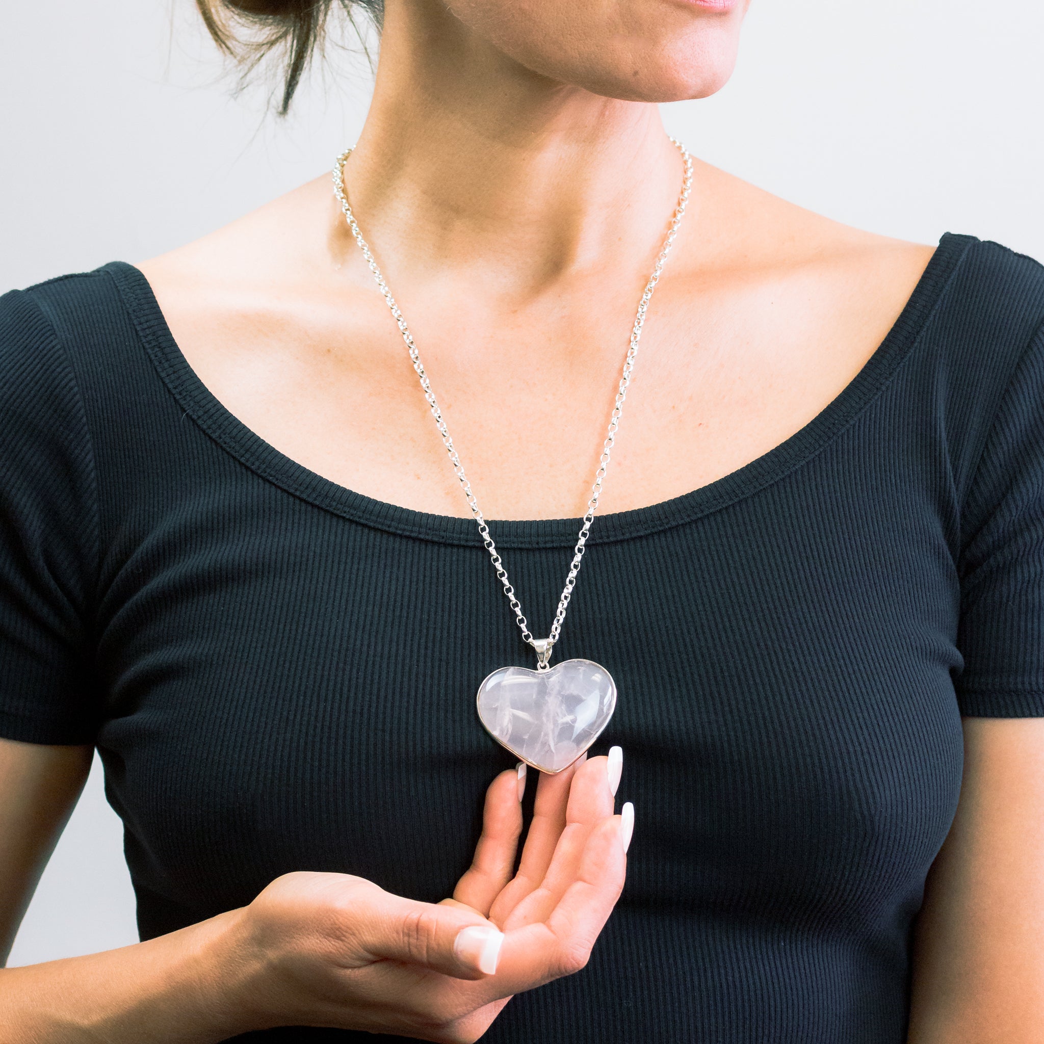 CABOCHON PINK ROSE QUARTZ HEART NECKLACE ON MODEL