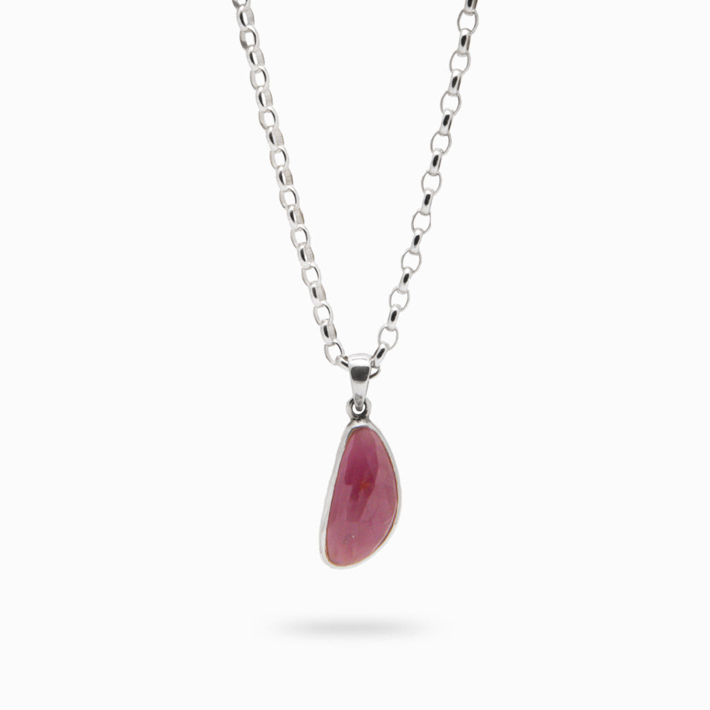RUBY FAC BEZEL NECKLACE