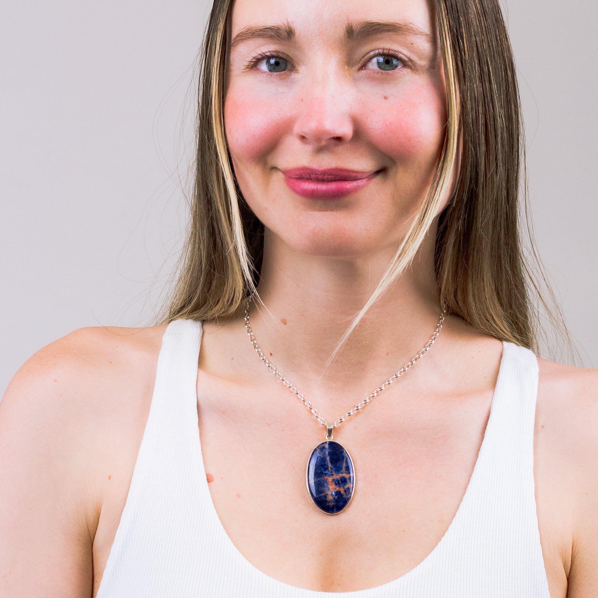 SODALITE CABOCHON NECKLACE