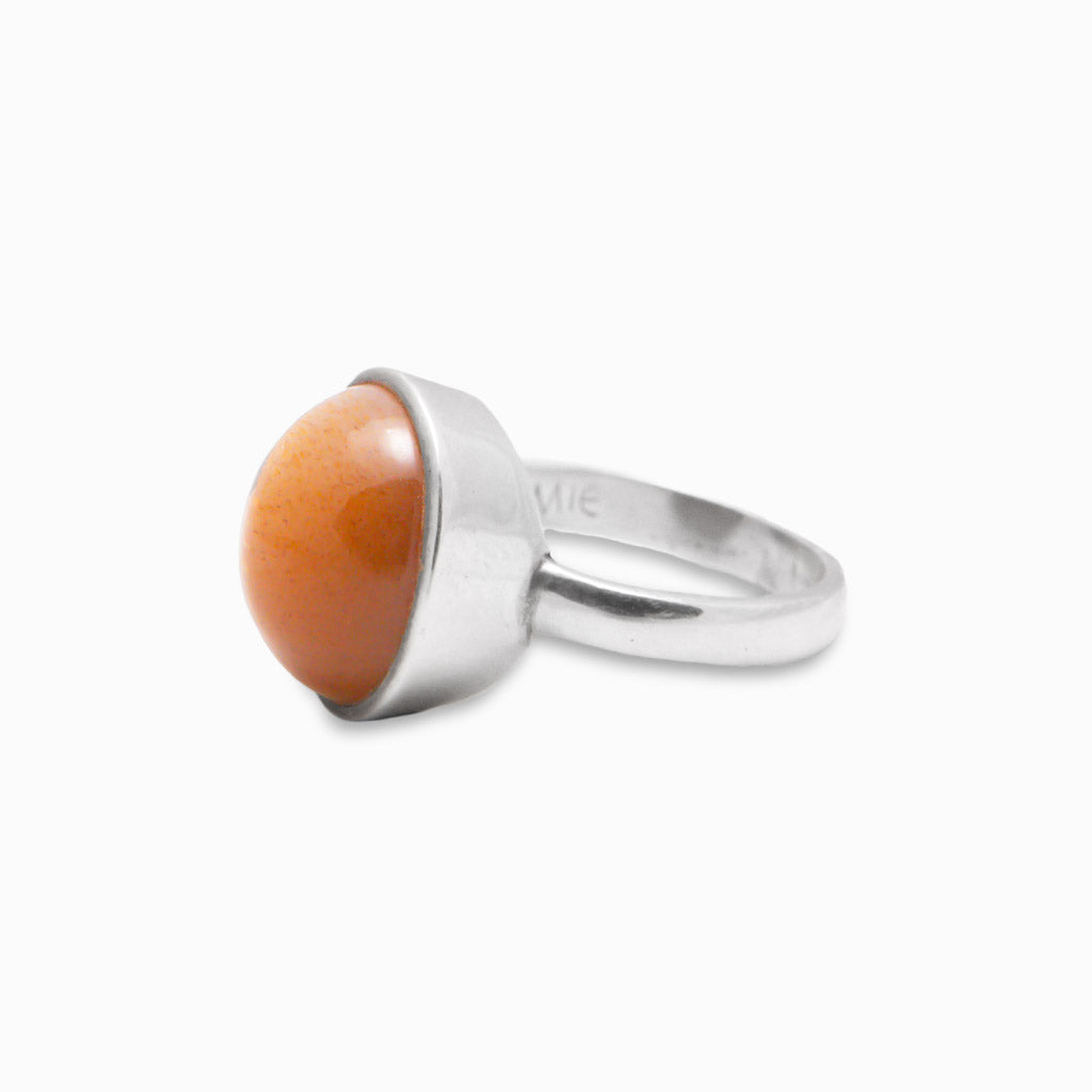 SUNSTONE CABOCHON RING