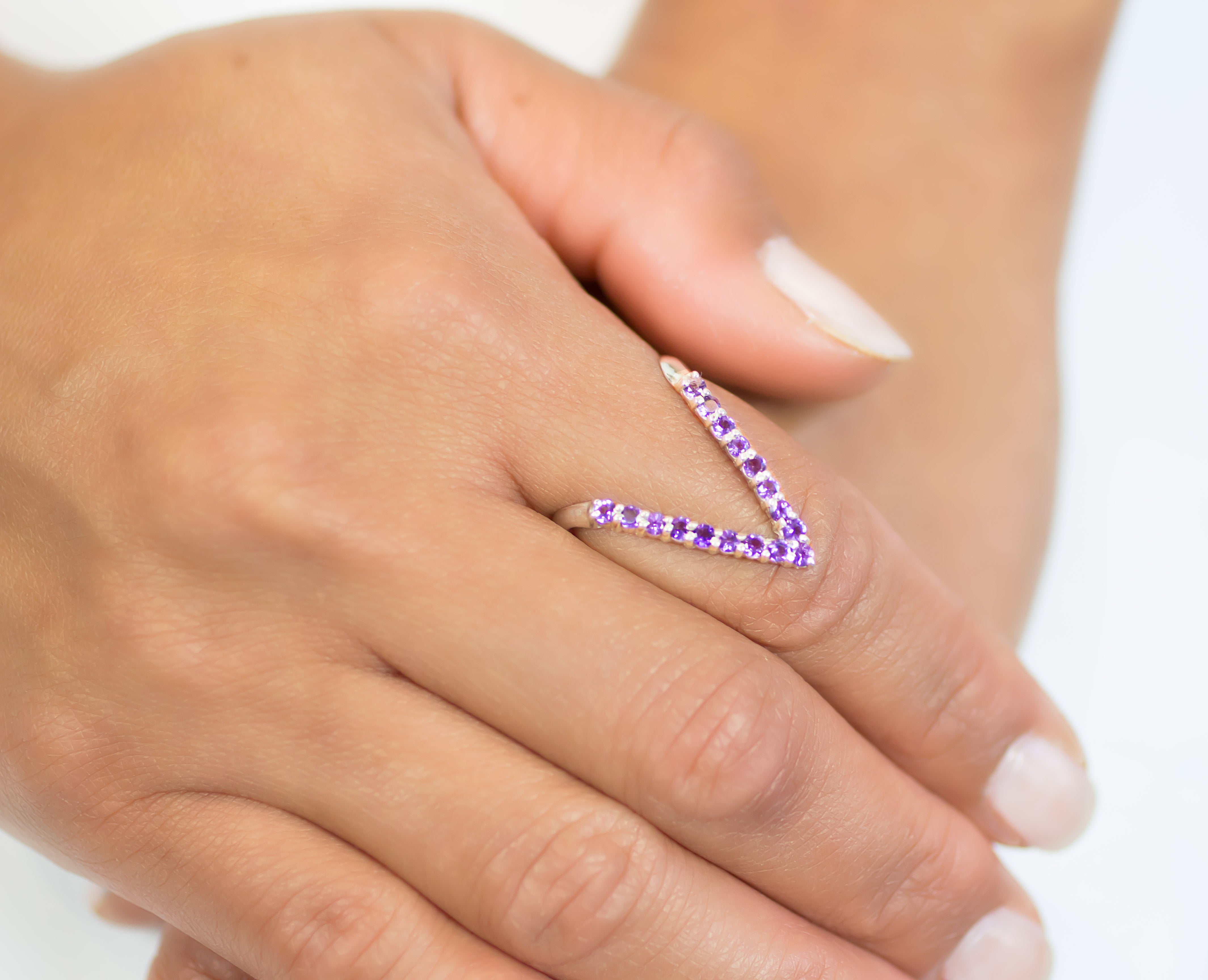 Amethyst V-Ring on Model