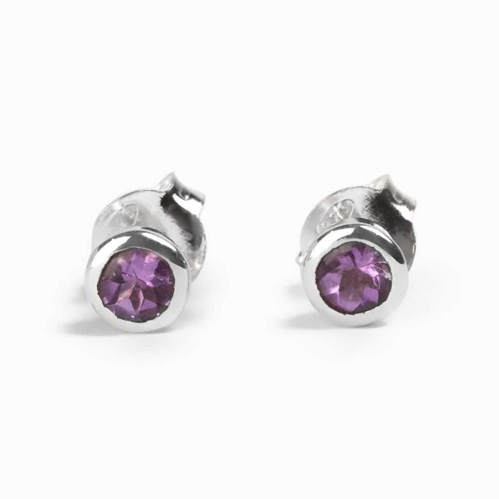 Faceted round Amethyst Stud Earrings