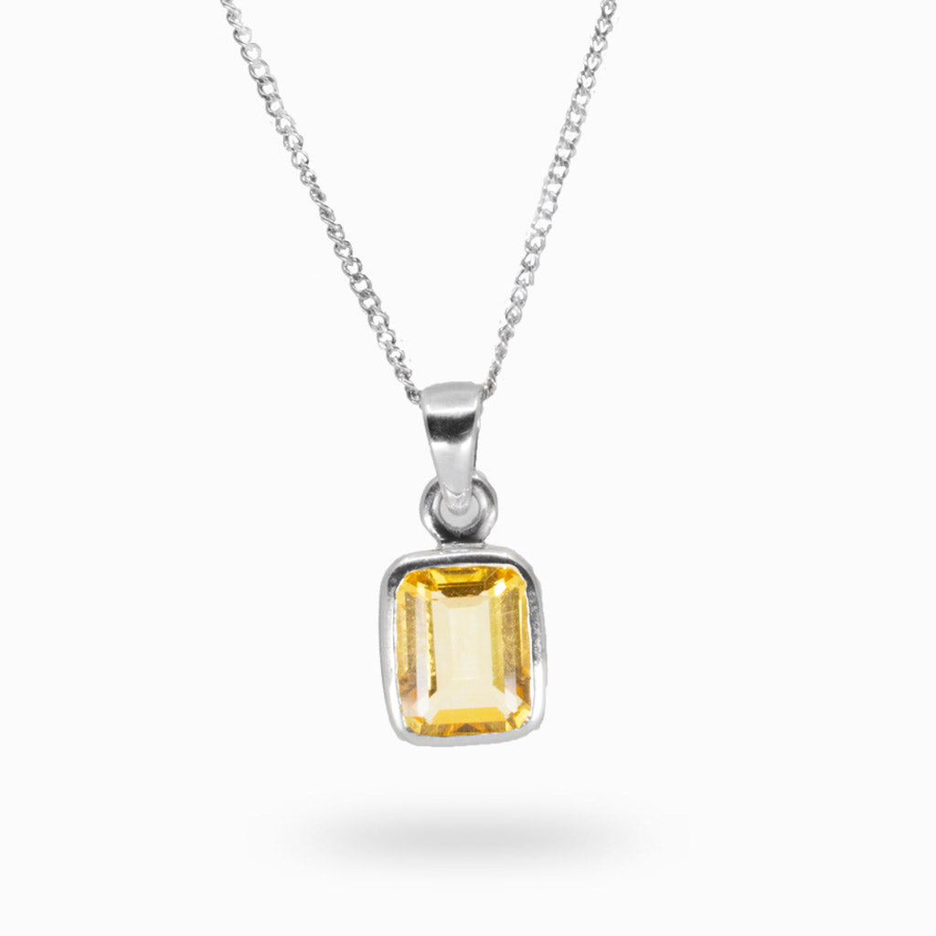 Yellow rectangle citrine necklace made in earth
