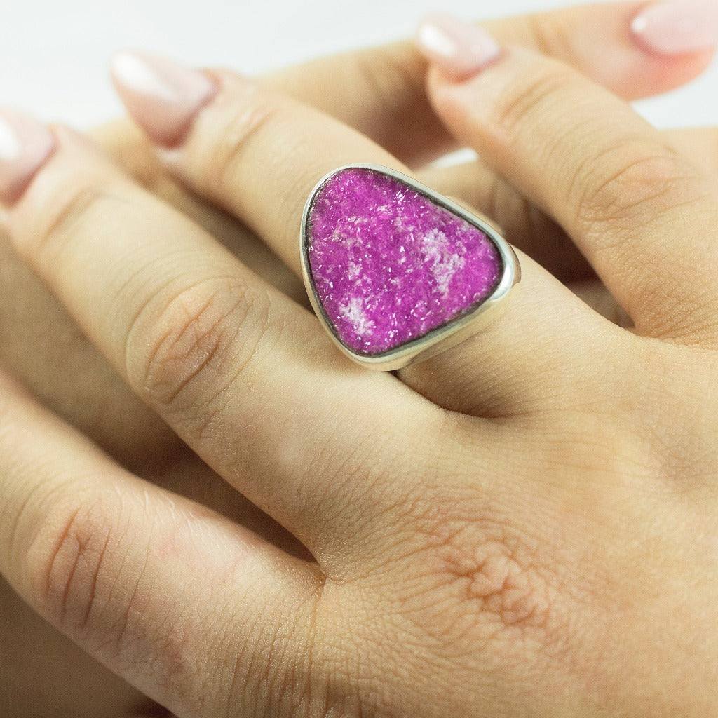 Cobaltian Calcite Bright pink Ring on model