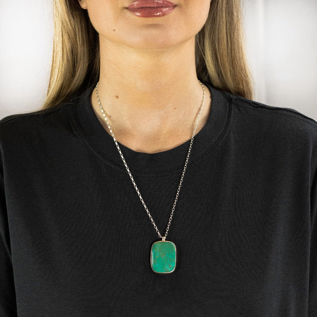 Teal Cabochon Kingman Turquoise Necklace On Model