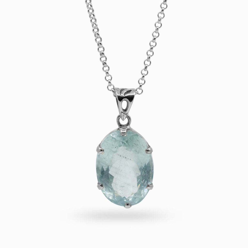 Light blue Oval faceted Aquamarine Necklace