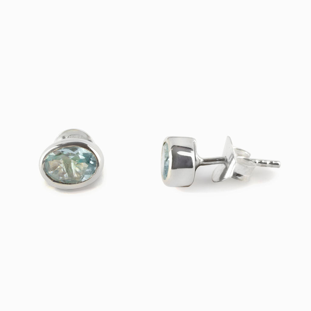 Facet oval Aquamarine Stud Earrings