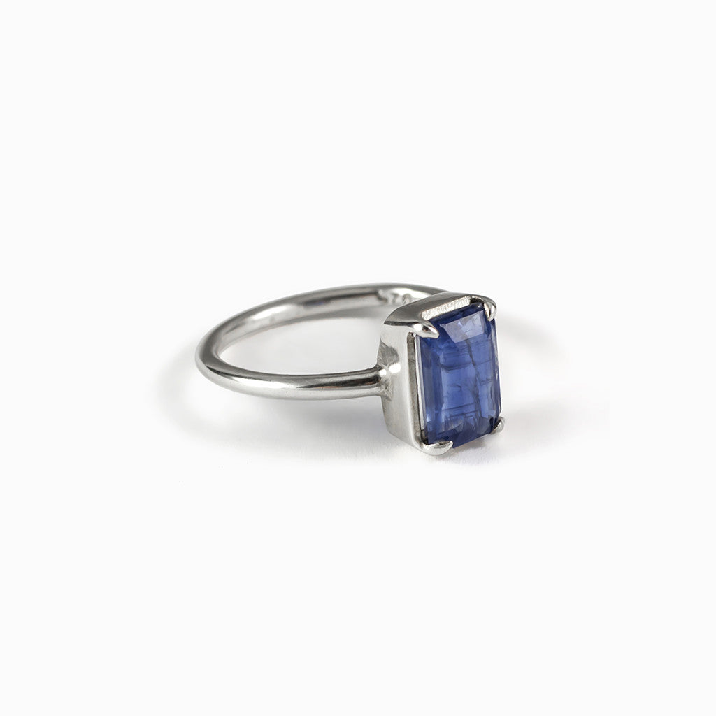 Kyanite Ring
