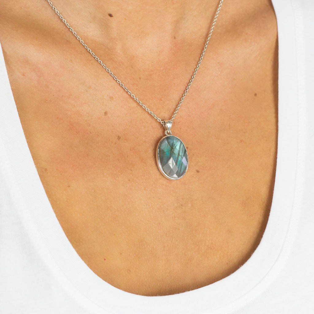 Labradorite Pendant on Model