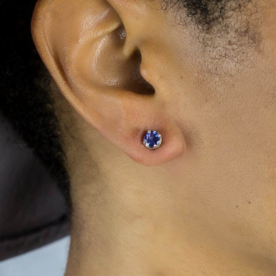 Tanzanite Stud Earrings on Model