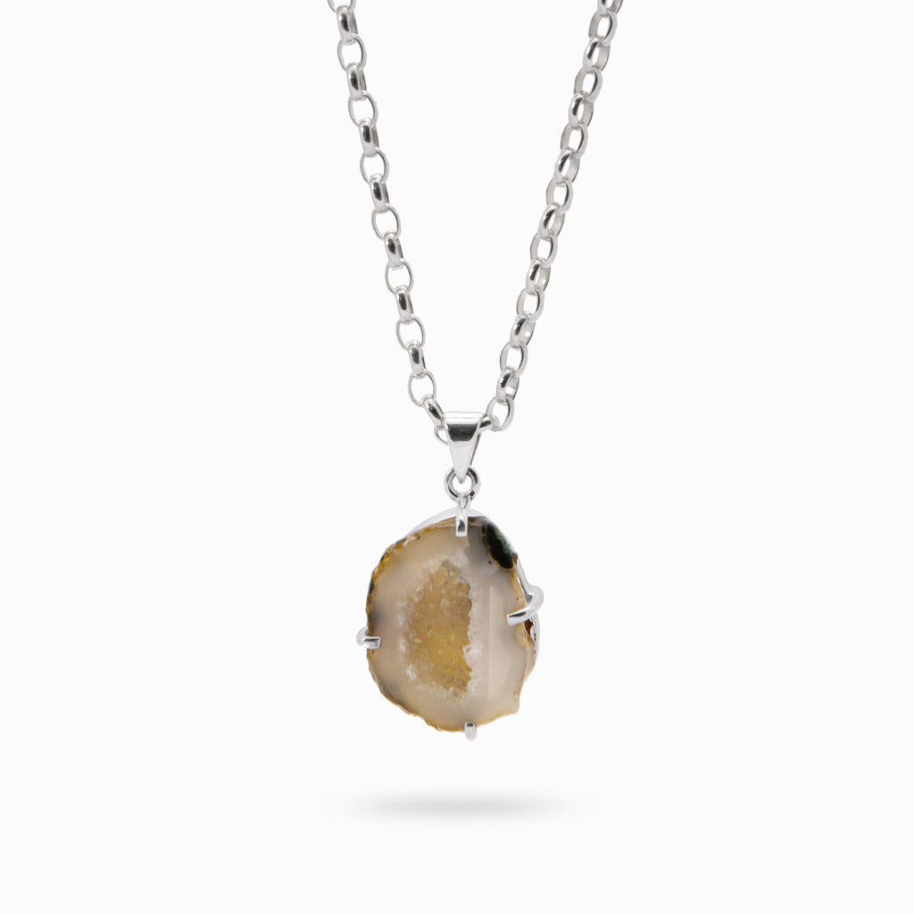 RAW AGATE GEODE NECKLACE