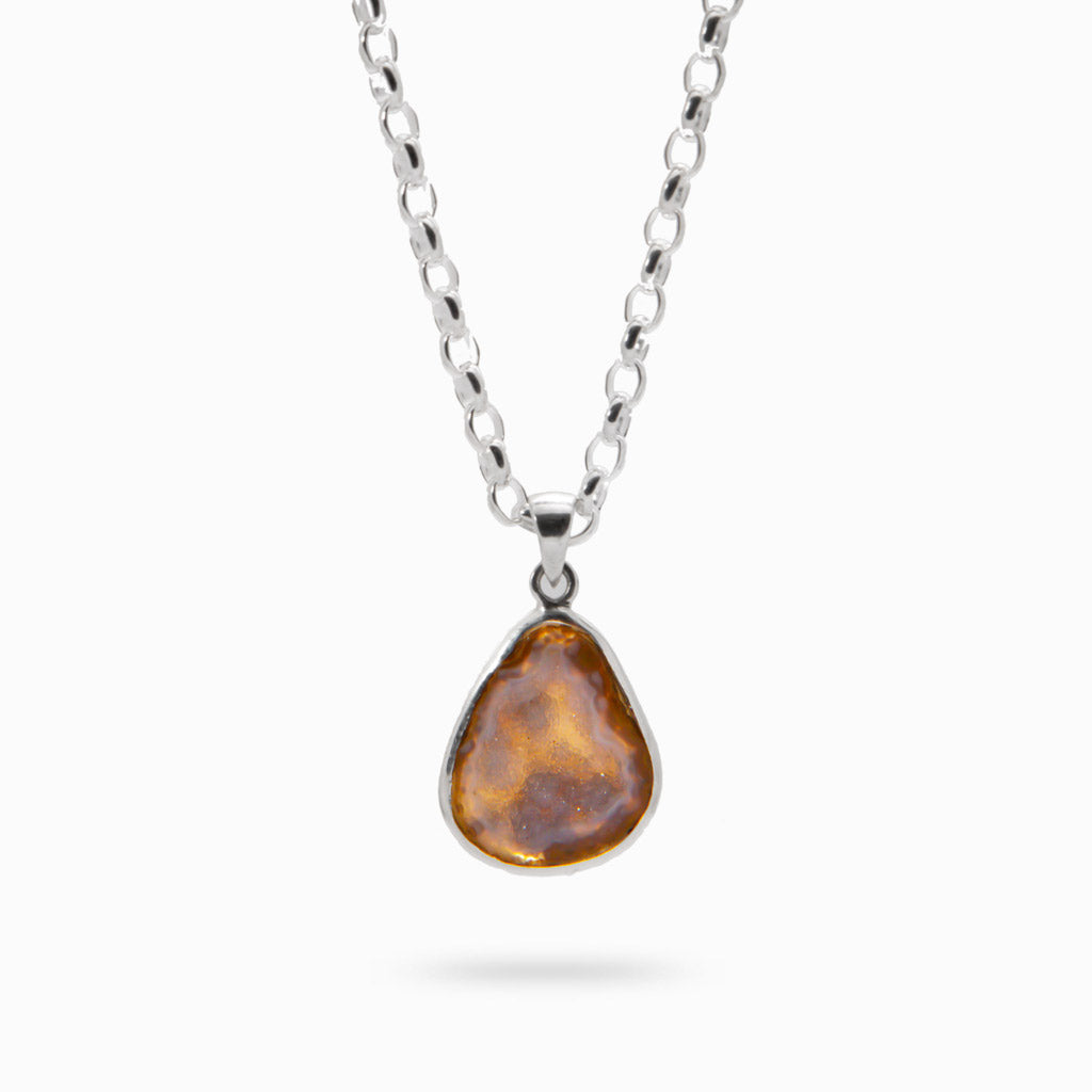 AGATE GEODE NECKLACE