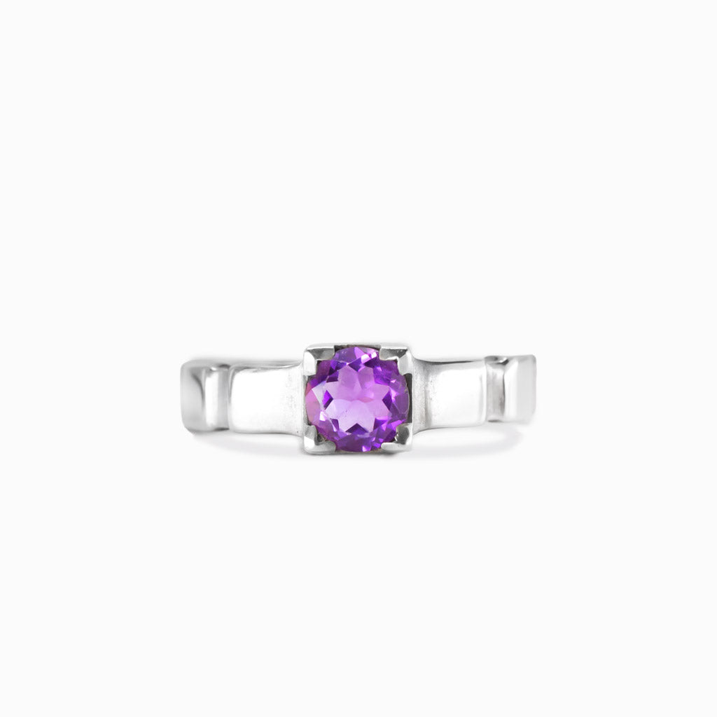 Amethyst square ring in sterling silver. Faceted purple gemstone ring with modern shape.