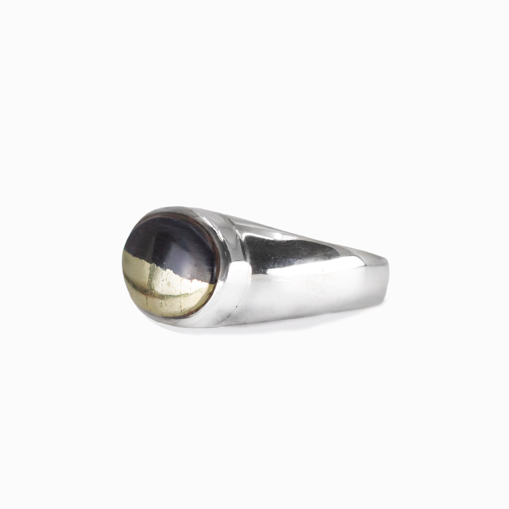 Apache gold oval cabochon ring in sterling silver with gold and black contrast