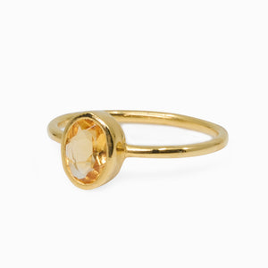 FACETED OVAL CITRINE RING