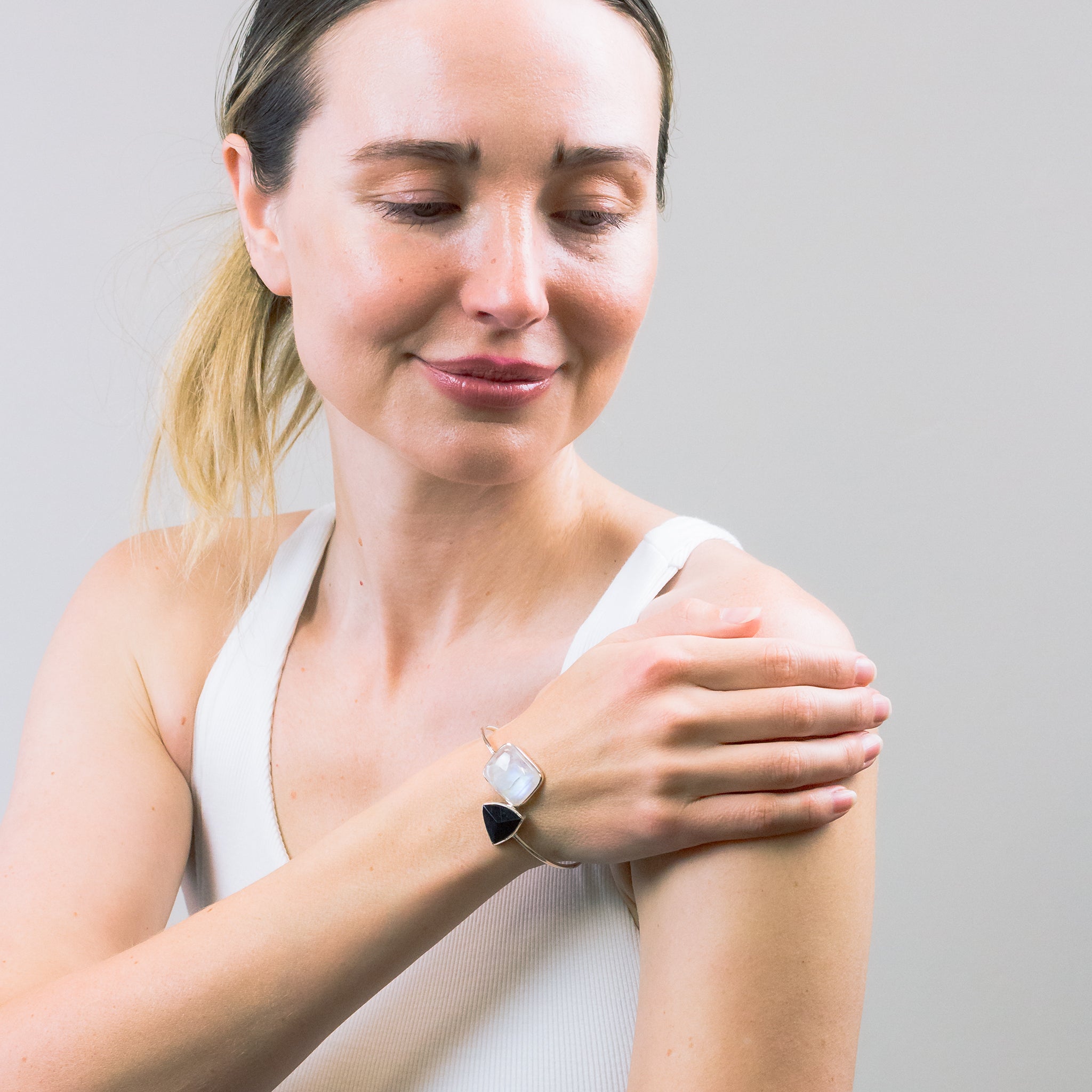 RAINBOW MOONSTONE AND BLACK TOURMALINE BRACELET ON MODEL