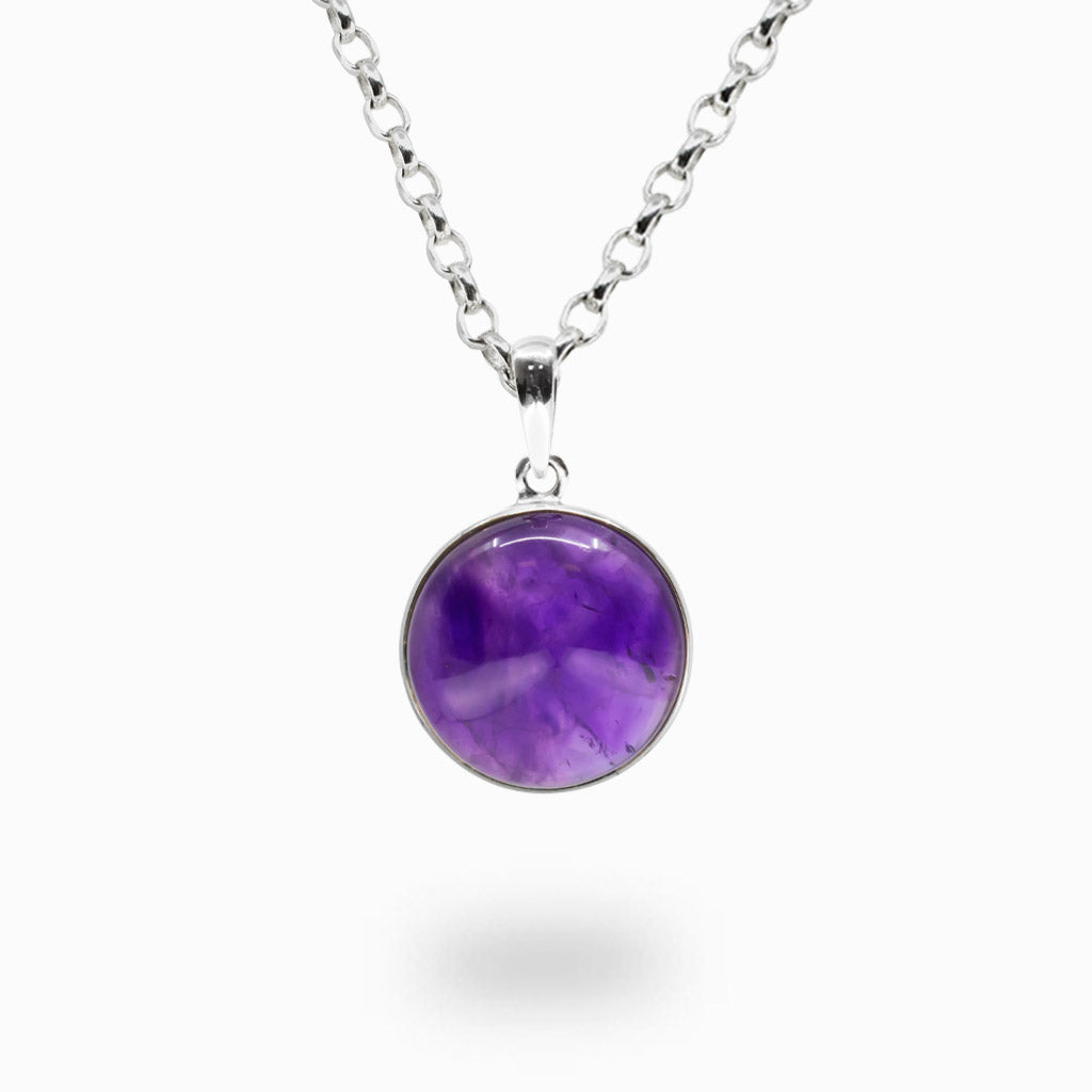 CABOCHON ROUND AMETHYST BEZEL NECKLACE