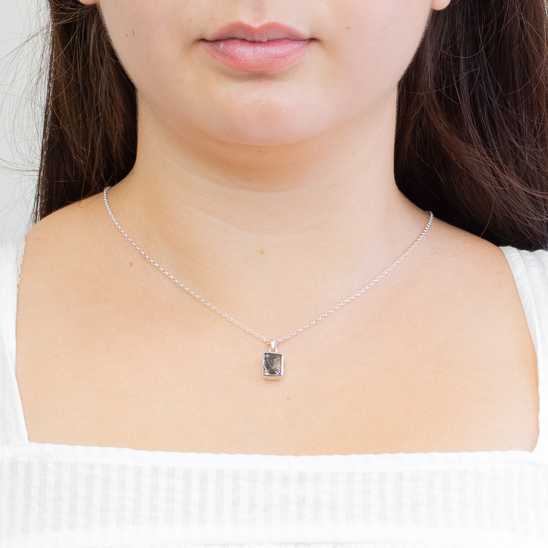 RAW SHUNGITE RECTANGLE BEZEL NECKLACE STERLING SILVER ON MODEL | MADE IN EARTH